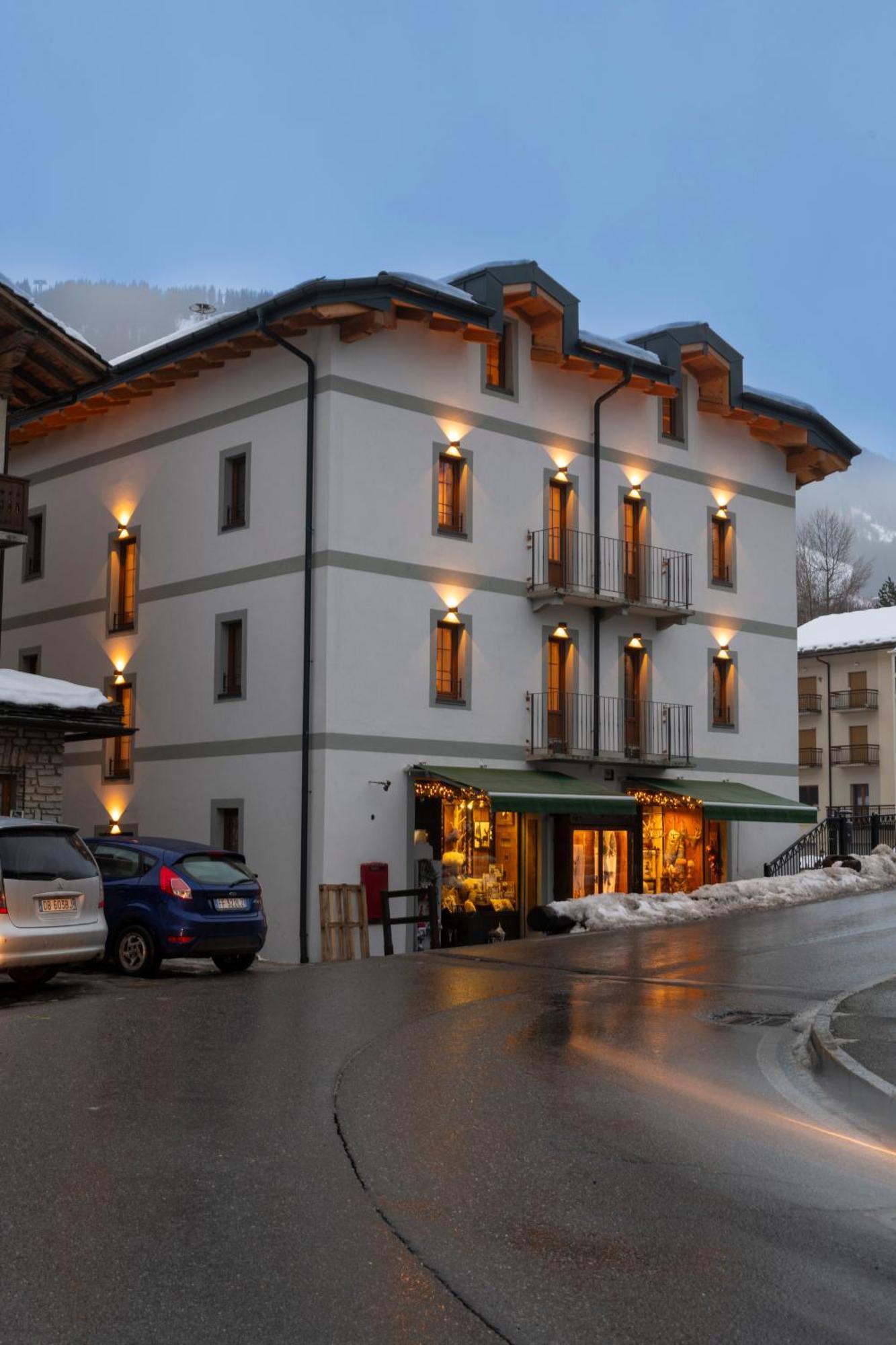 La Racine Hotel La Thuile Ngoại thất bức ảnh